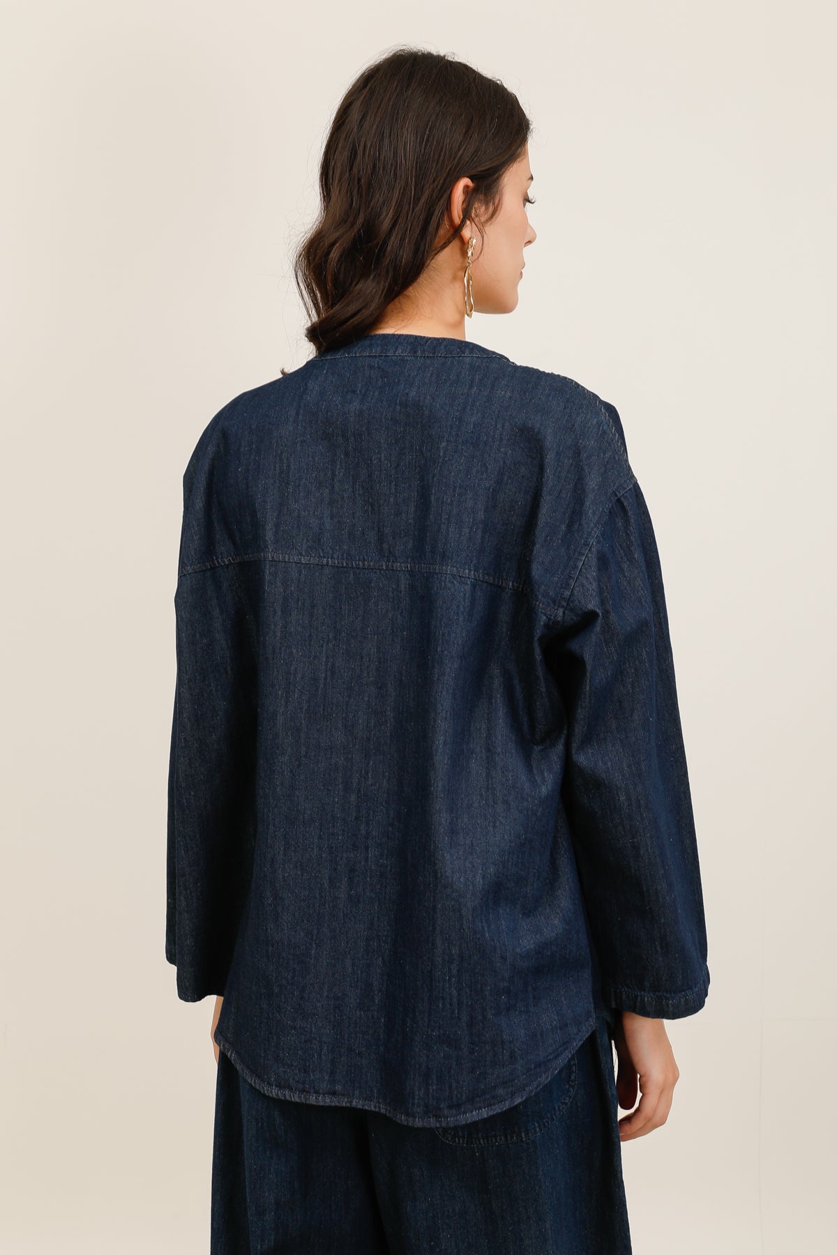 A187-V114 - Blouse