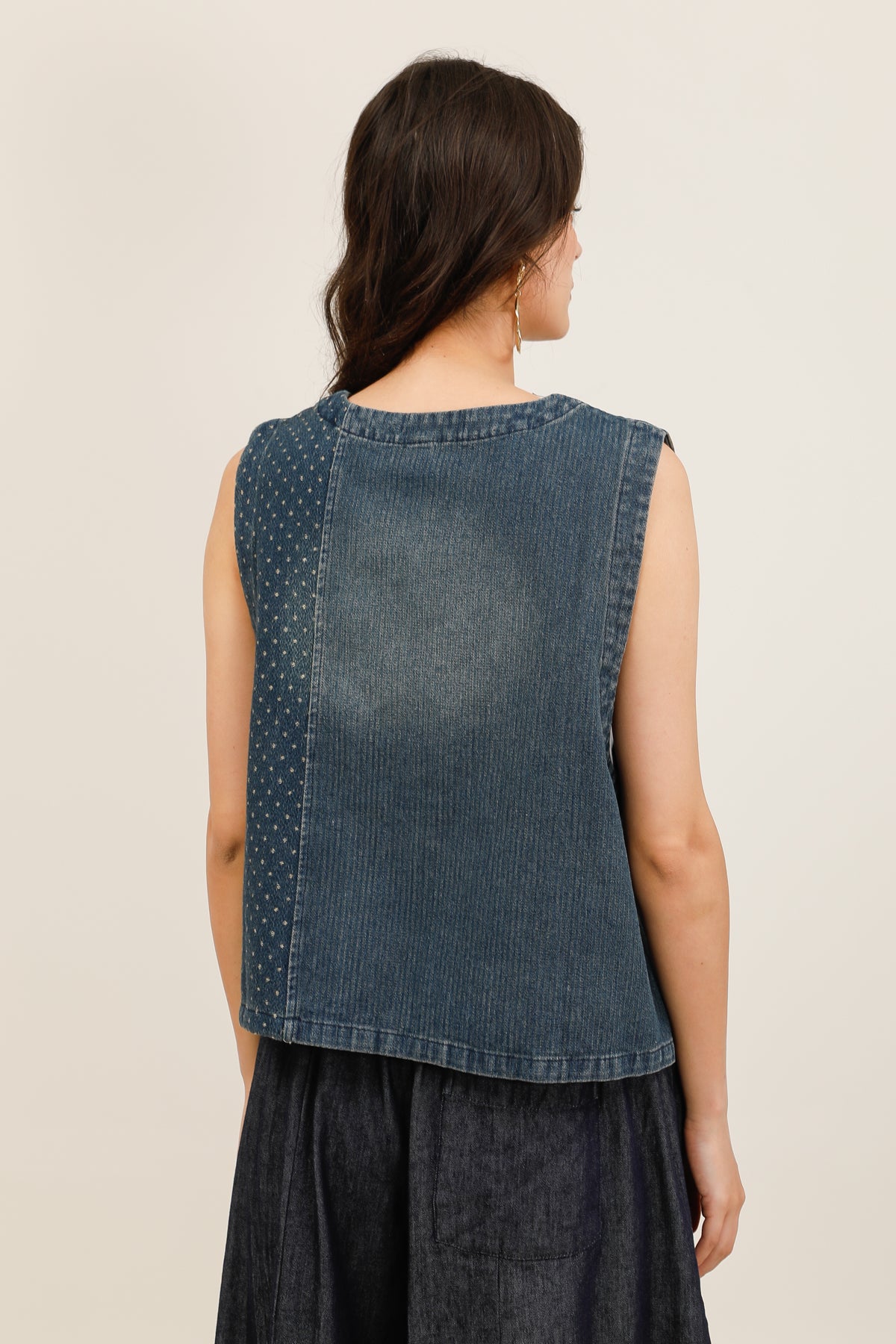 A188-B82 - Blouse