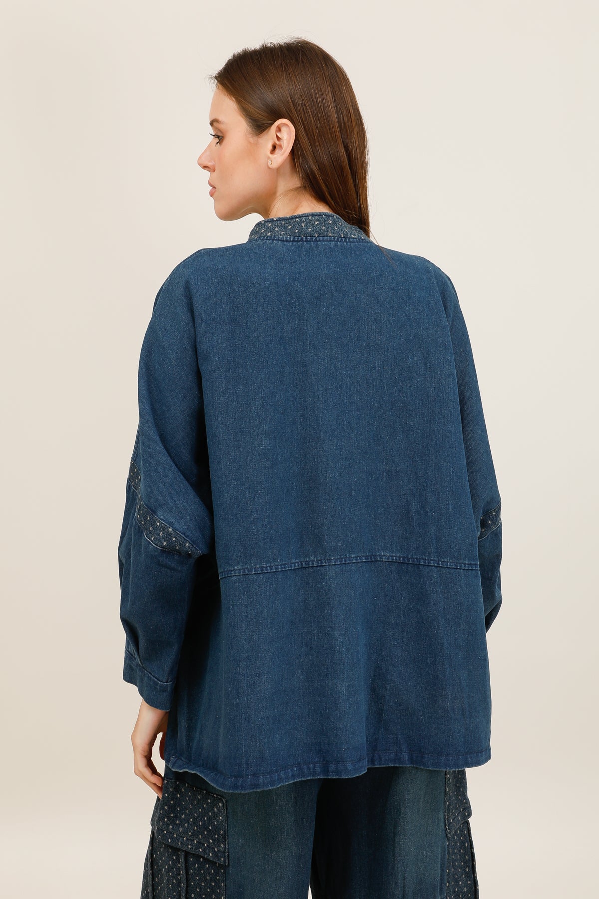 A188-V181 - Jacket