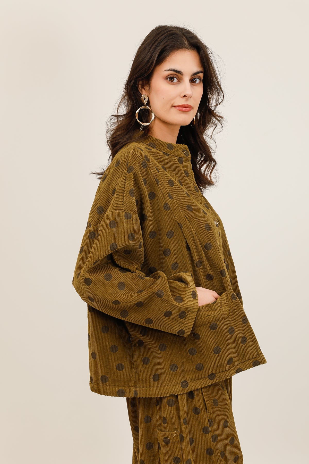 A196-B87 - Jacket