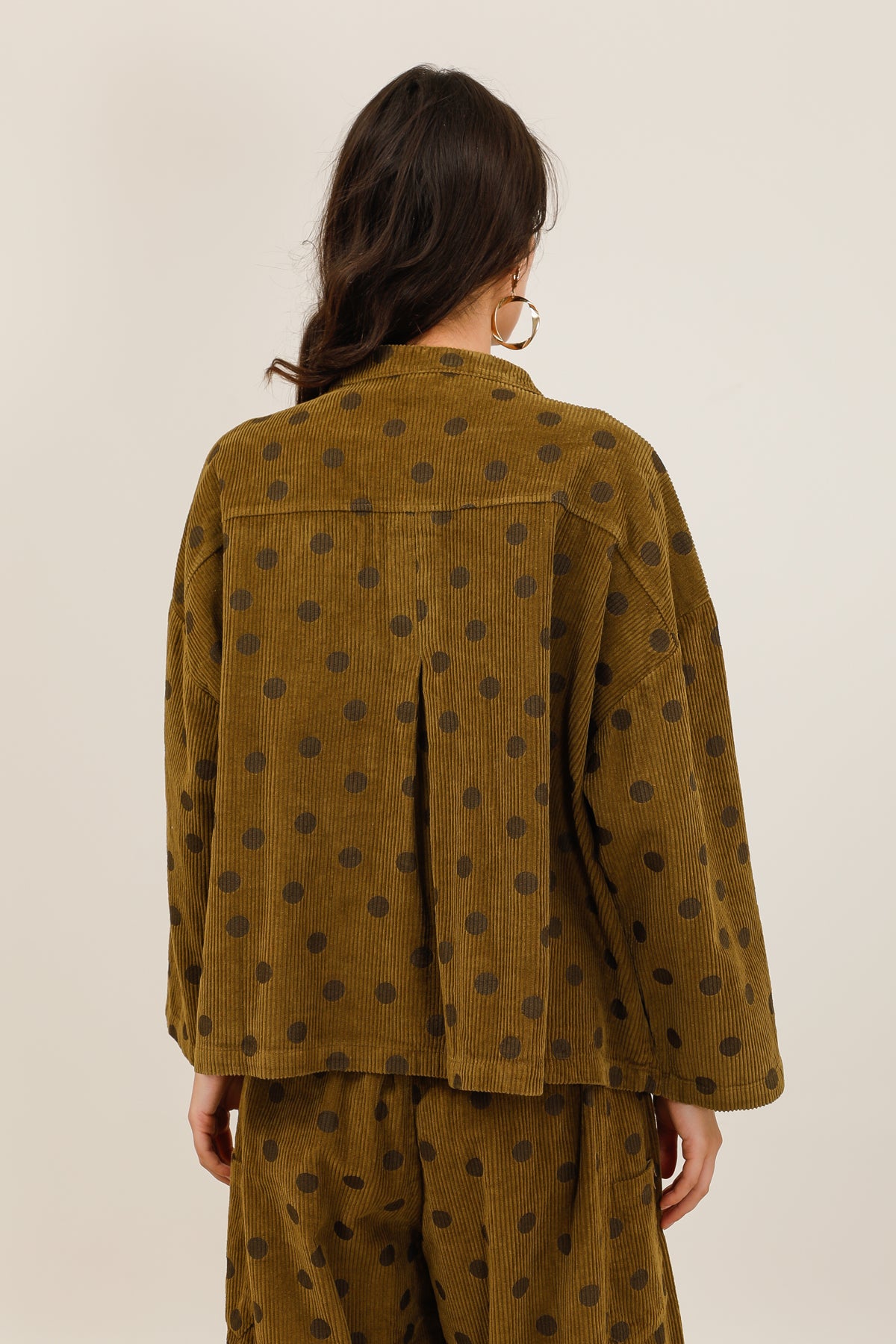 A196-B87 - Jacket