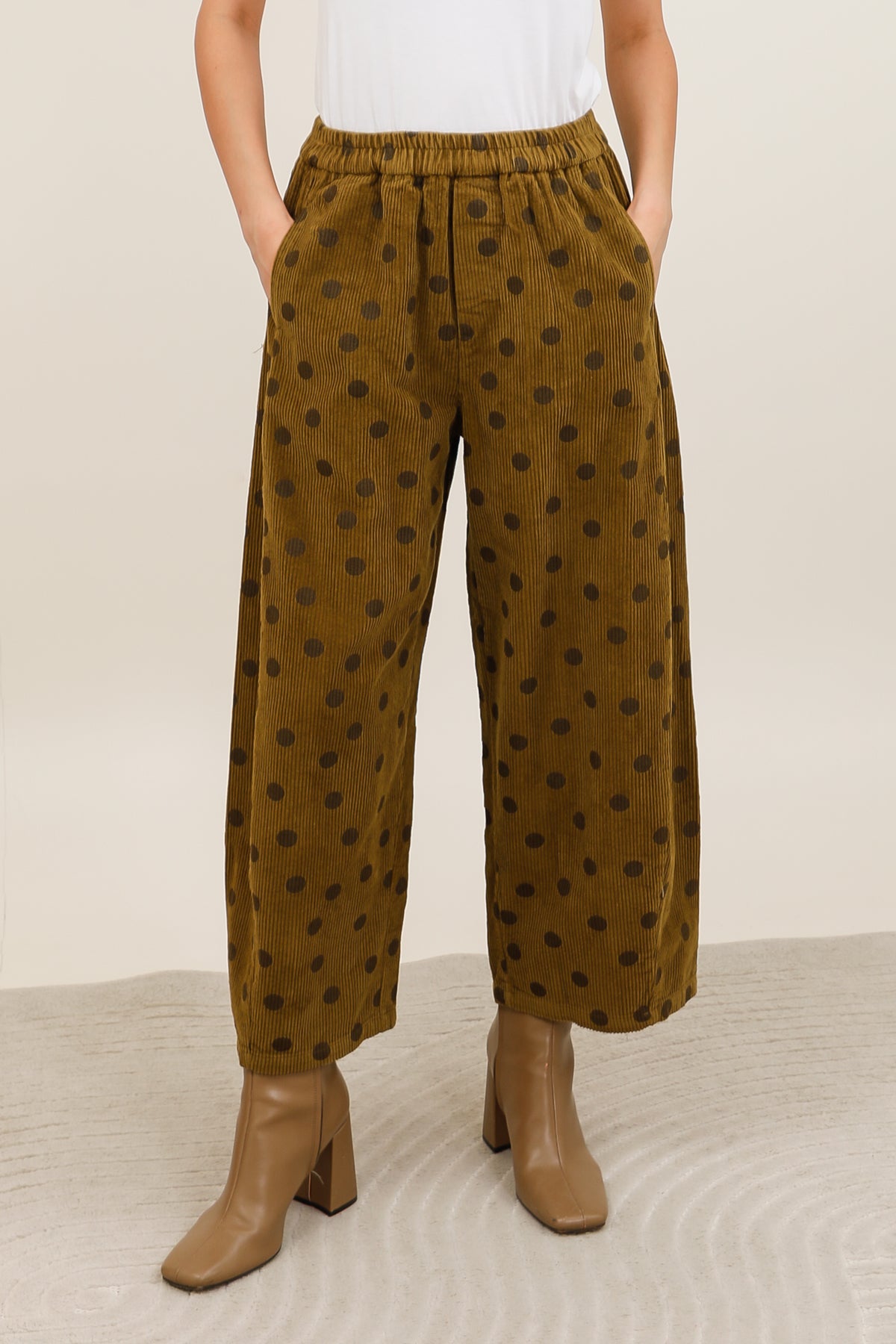 A196-P71 - Pant