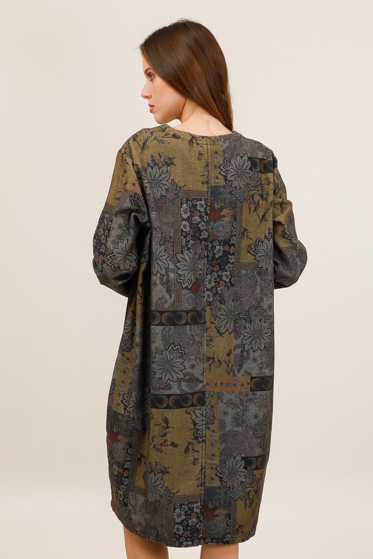 A215-R246 - Dress