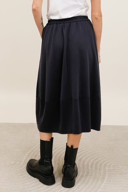 A221-P87 - Skirt