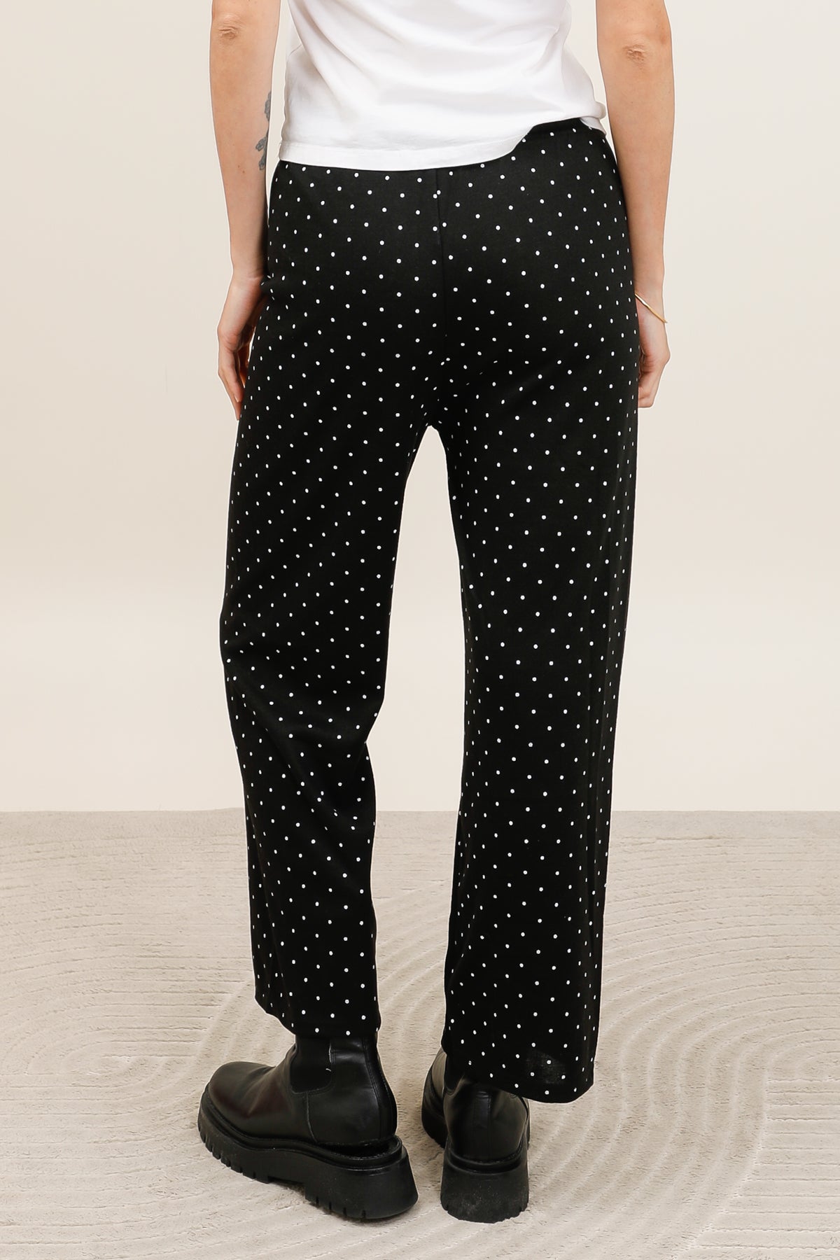 P01 - Pant