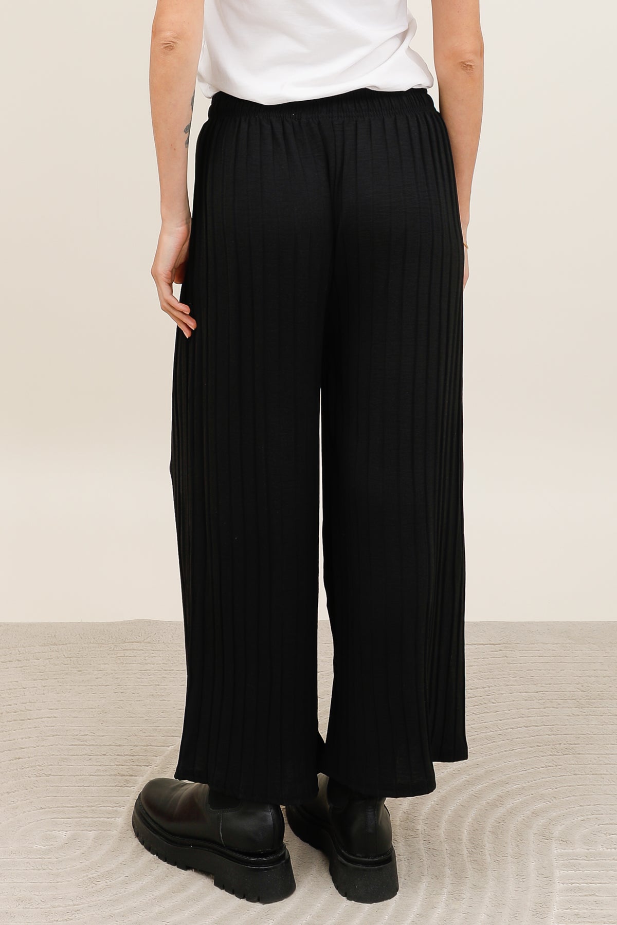 P02 - Pant