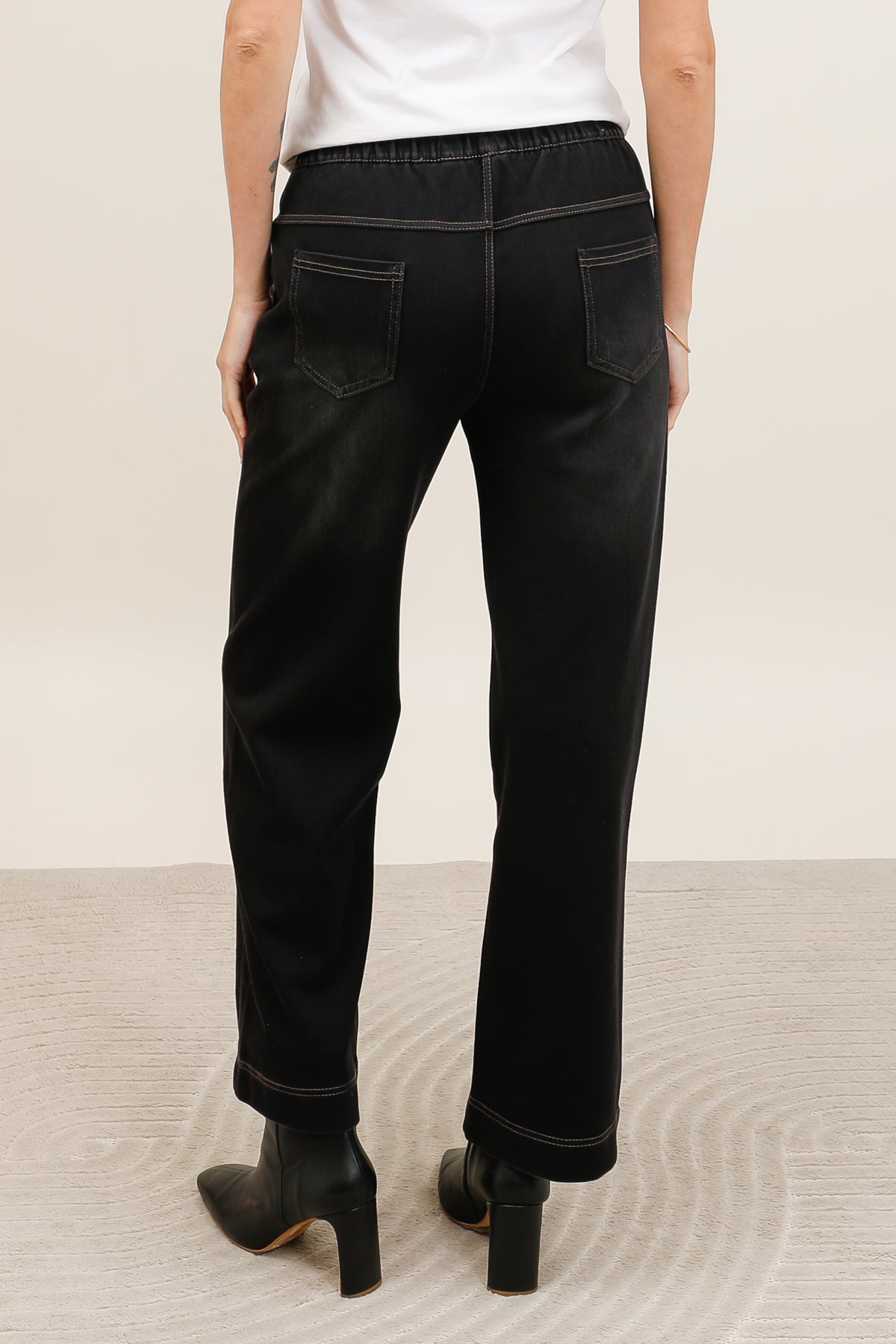 P03 - Pant