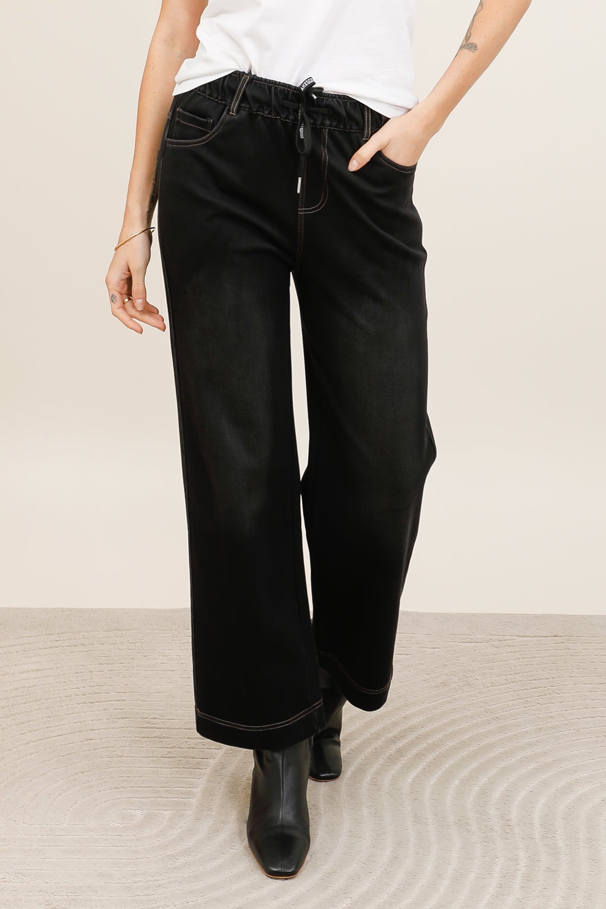 P03 - Pant